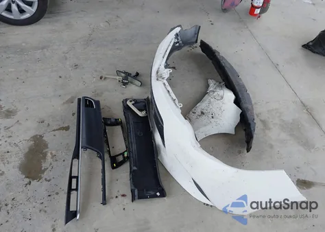 2015 Toyota Corolla Le from USA, damaged, VIN 2T1BURHE1FC410998